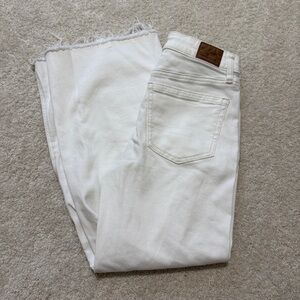 American Eagle Wide Leg Strigid White Jeans